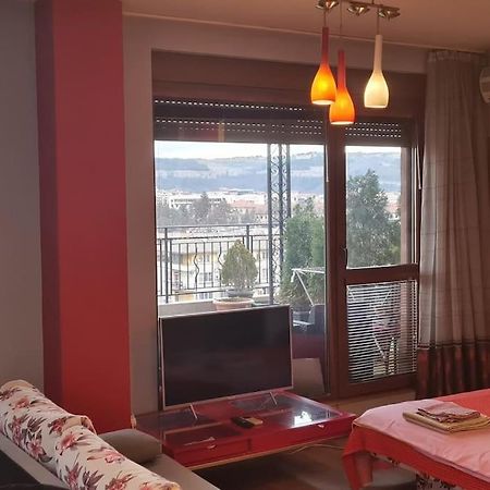 Unique Studio- Great Balcony And View! Parking Possibility! Veliko Tărnovo Exterior foto