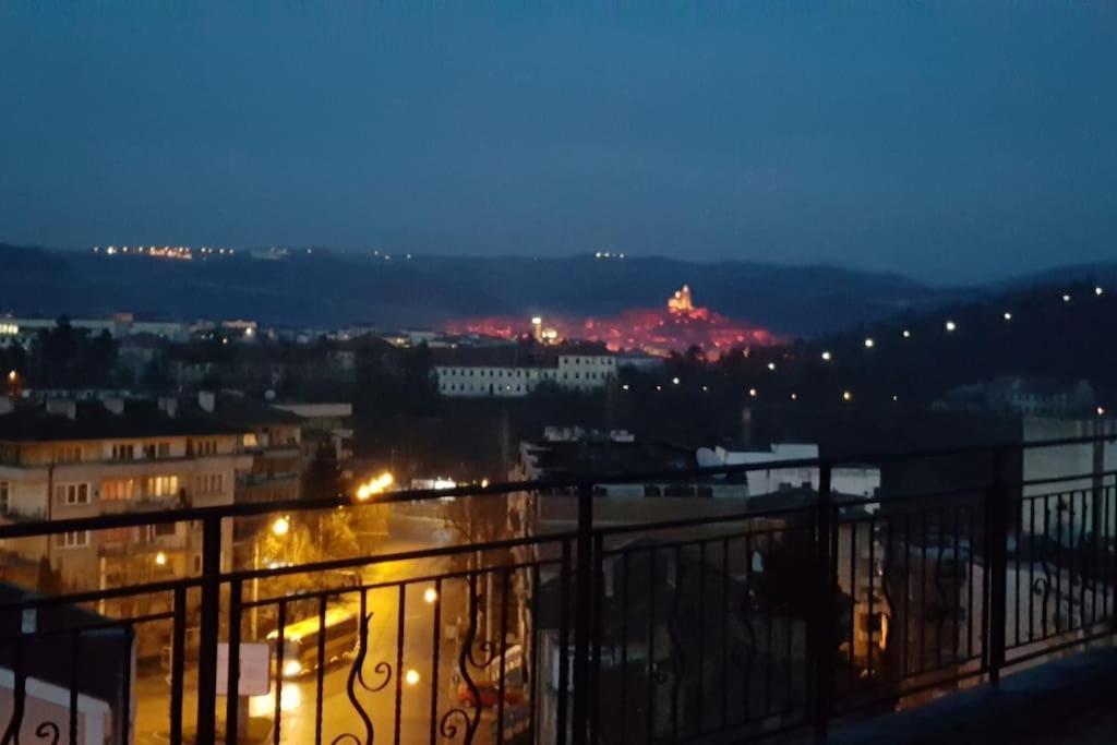 Unique Studio- Great Balcony And View! Parking Possibility! Veliko Tărnovo Exterior foto