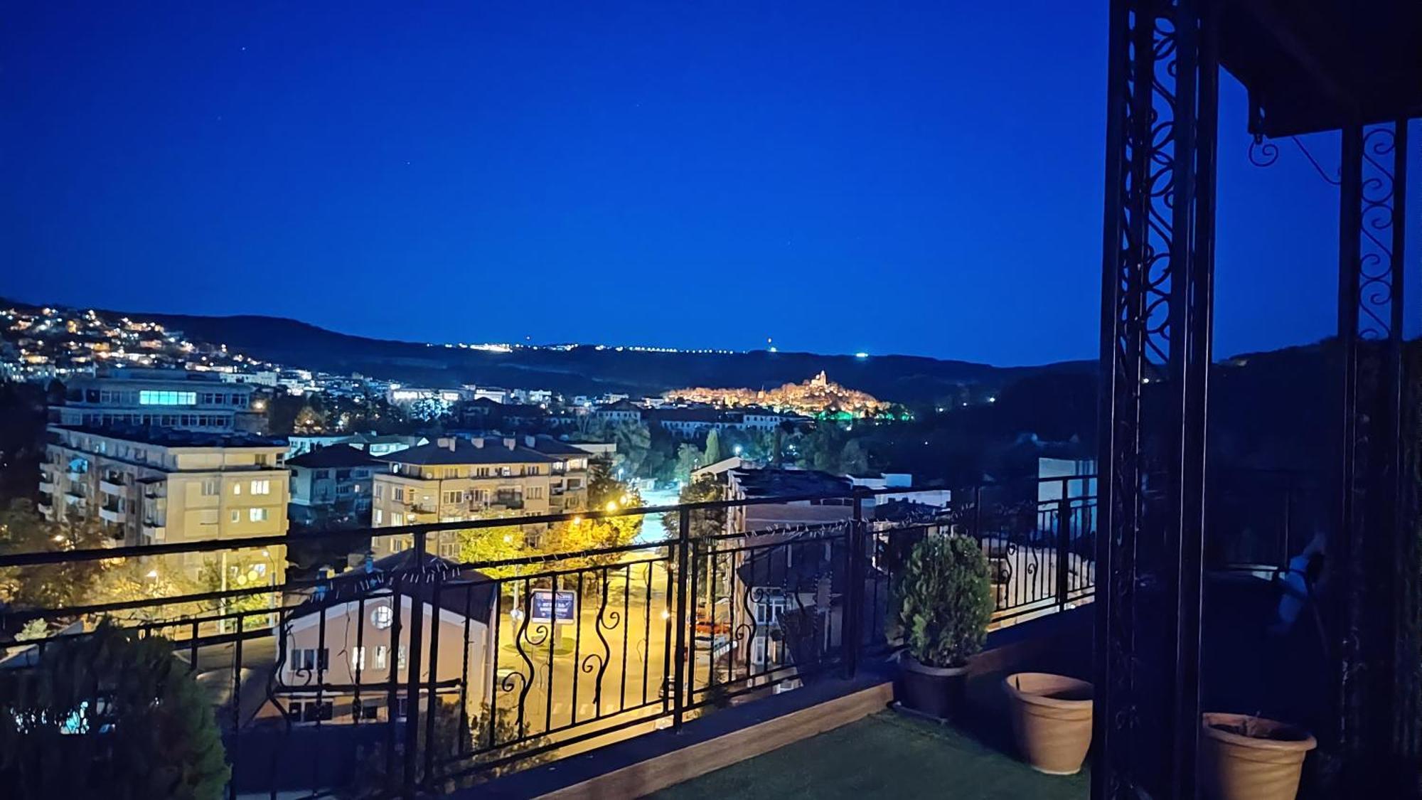 Unique Studio- Great Balcony And View! Parking Possibility! Veliko Tărnovo Exterior foto